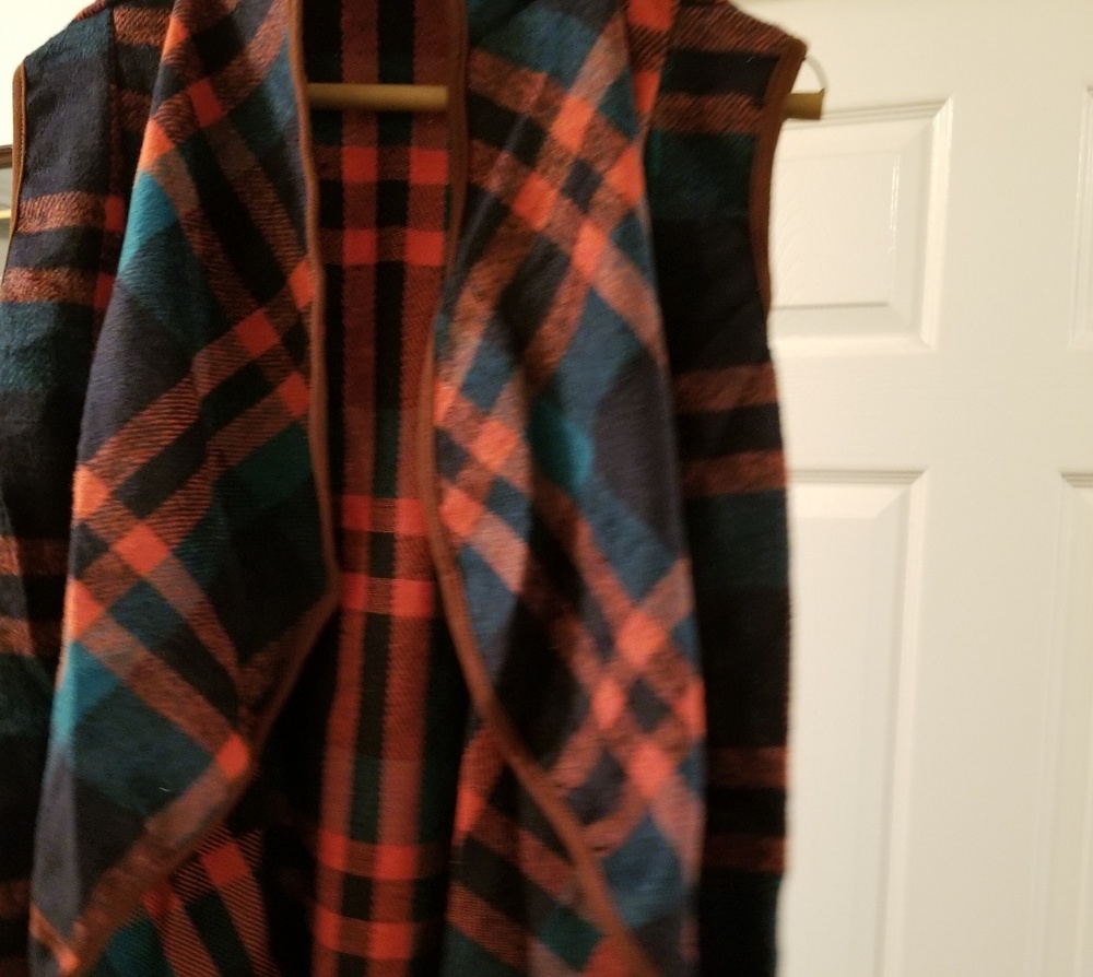 Checkered ladies vest ( Large)